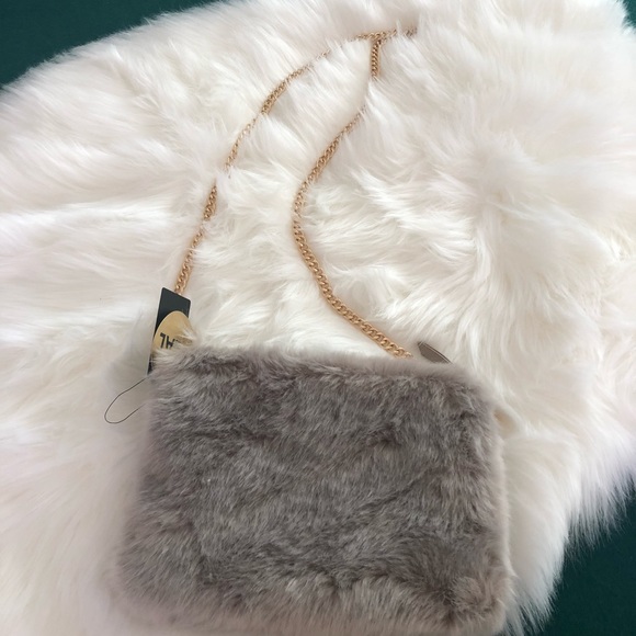 faux fur purse forever 21